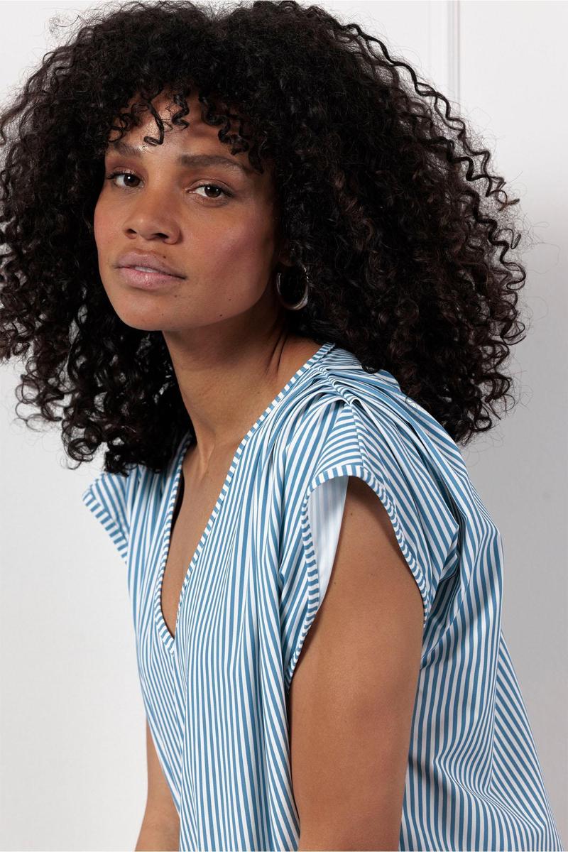 Studio Anneloes Blouse Leonie Blauw 4