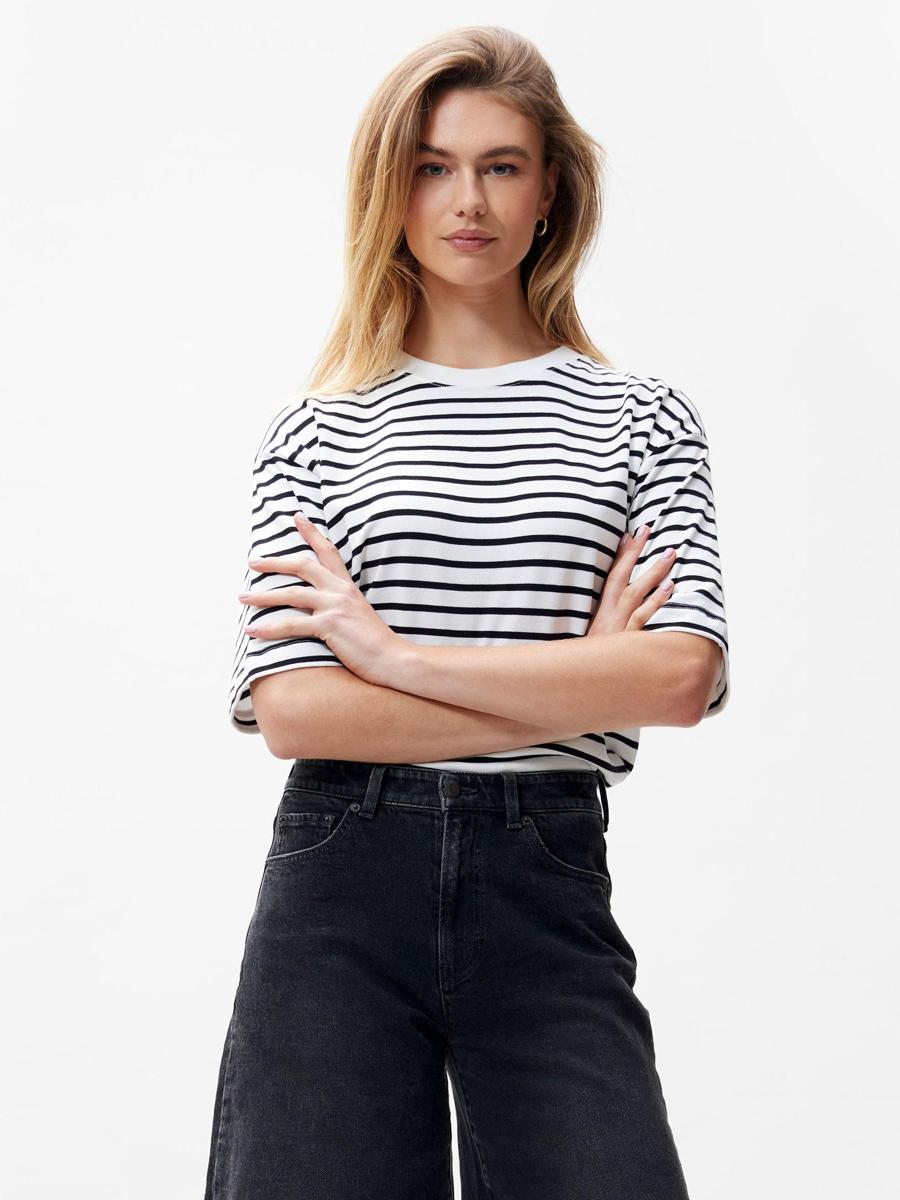 Catwalk Junkie Catwalk Junkie Blouse 2402080200 Zwart 2