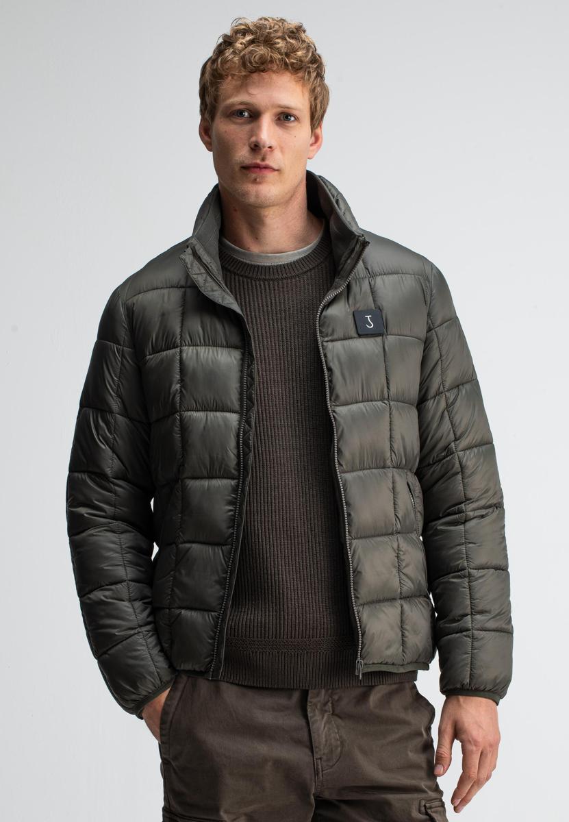 Butcher of Blue Jack M2527003 Bruin 4