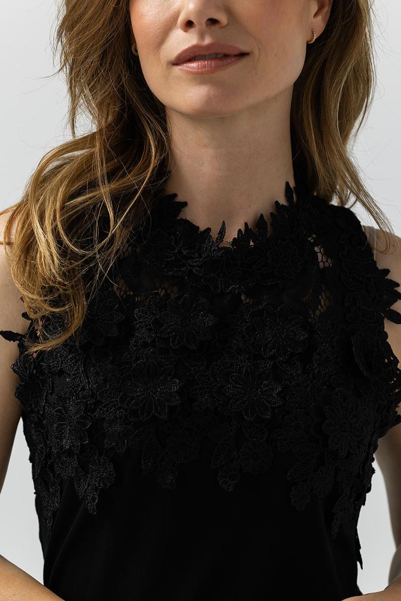 Label DOT Top 2525009 Zwart 4