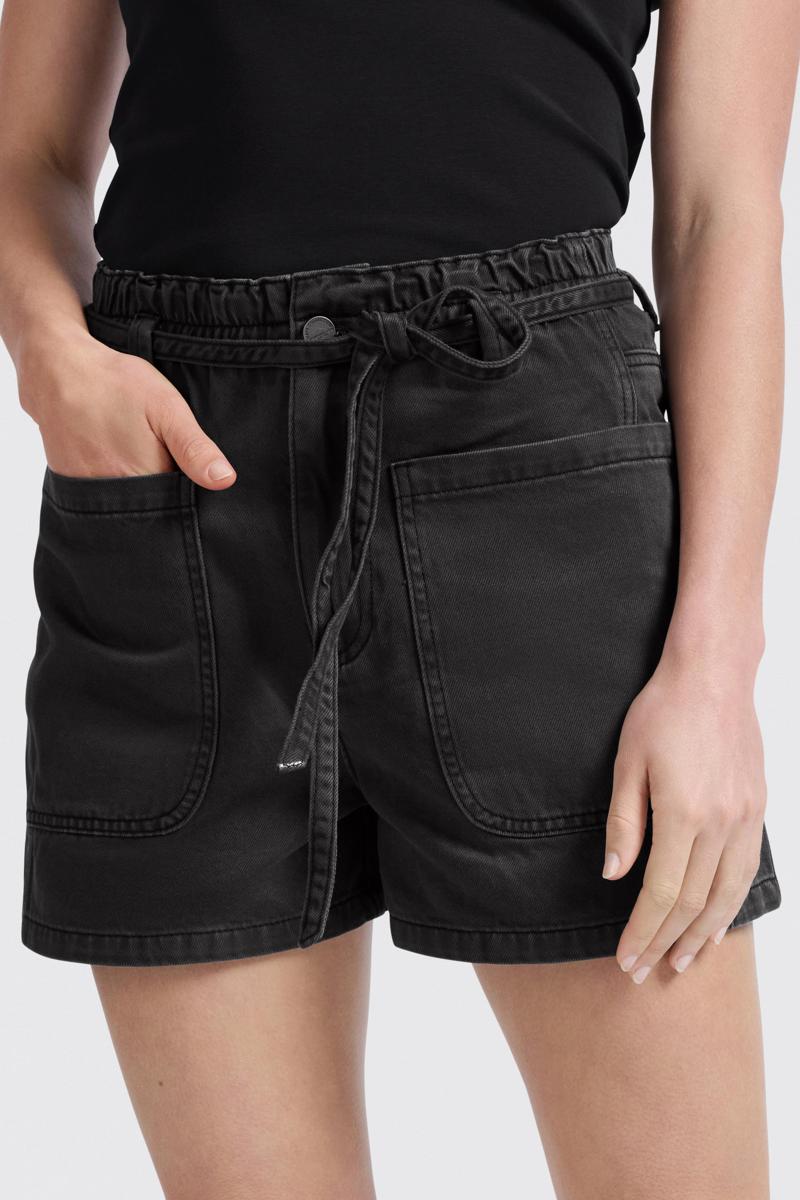 YAYA Short 01-321023-505 Zwart 5