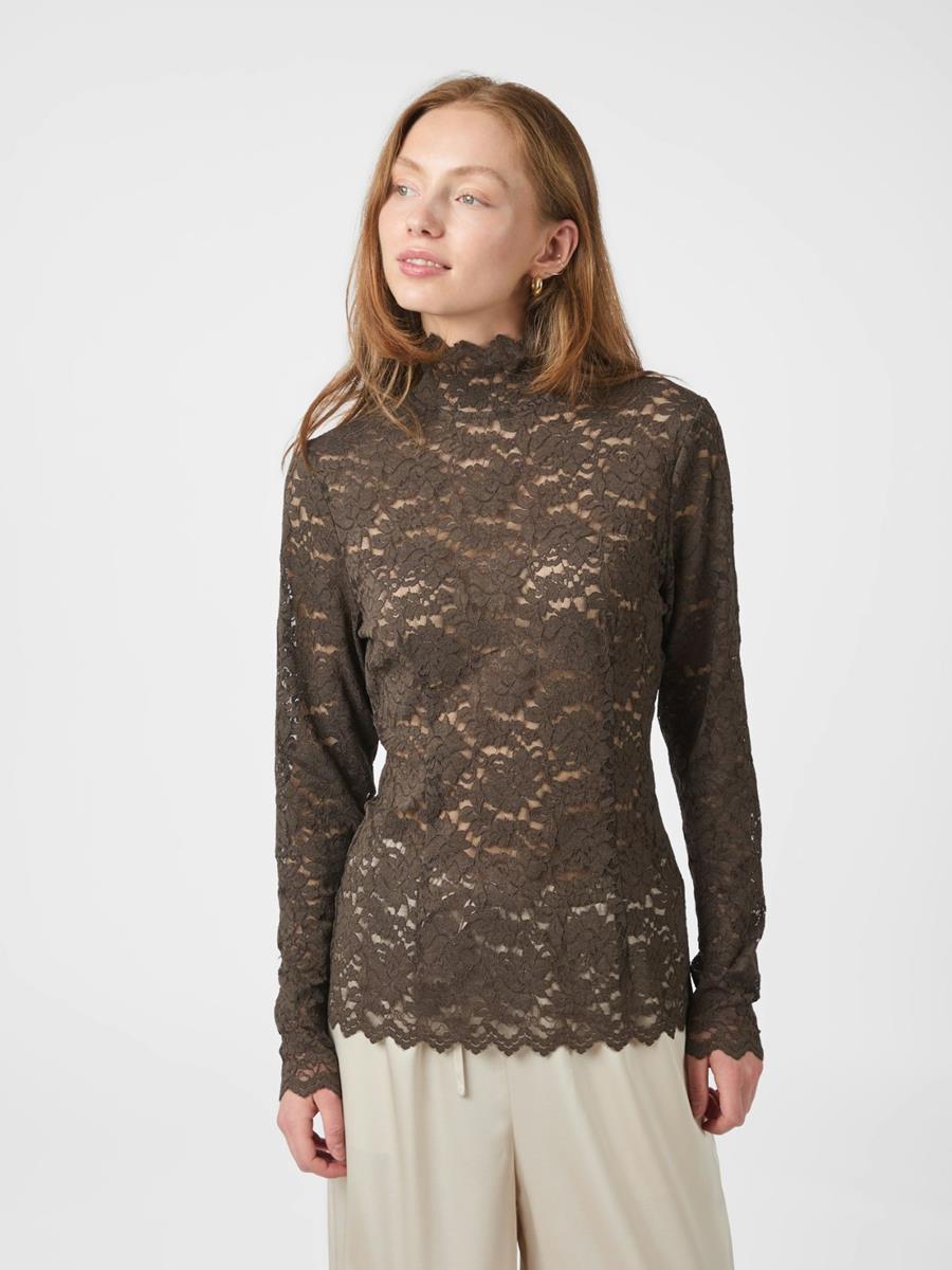 Neo Noir T-Shirt Liza Bruin 1